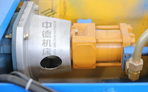ZDPK-10025采用國內(nèi)一流品牌電機(jī)及油泵，動(dòng)力強(qiáng)勁，噪音低.jpg